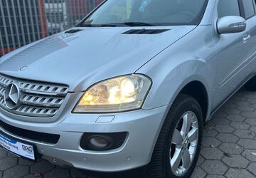 Mercedes-Benz ML 320 203.427 km 8.990 &euro; hamburg 20539