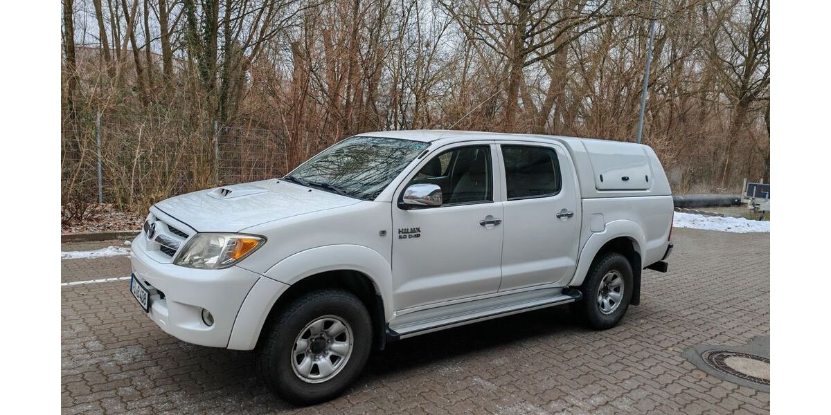 Toyota Hilux 176.569 km 18.500 &euro; Rellingen 25462