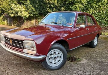Peugeot 504 40.000 km 10.999 &euro; HENSTEDT ULZBURG 24558
