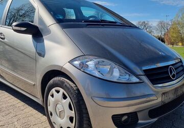 Mercedes-Benz A 180 233.619 km 2.250 &euro; Buxtehude 21614