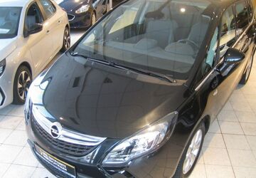 Opel Zafira 124.459 km 9.990 &euro; Barsbüttel 22885