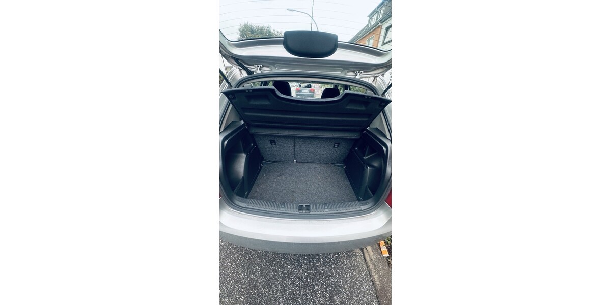 Skoda Fabia 153.000 km 2.399 &euro; Hamburg 20038