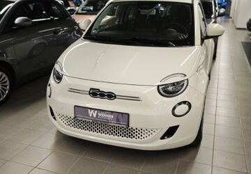 Fiat 500e 7.700 km 19.990 &euro; Hamburg 22525