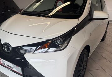 Toyota Aygo (X) 145.410 km 4.999 &euro; Hamburg 22529