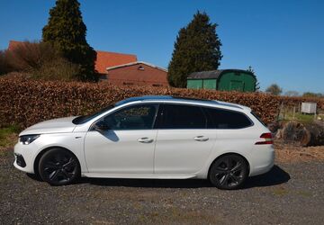 Peugeot 308 150.000 km 11.500 &euro; Hamburg 22523
