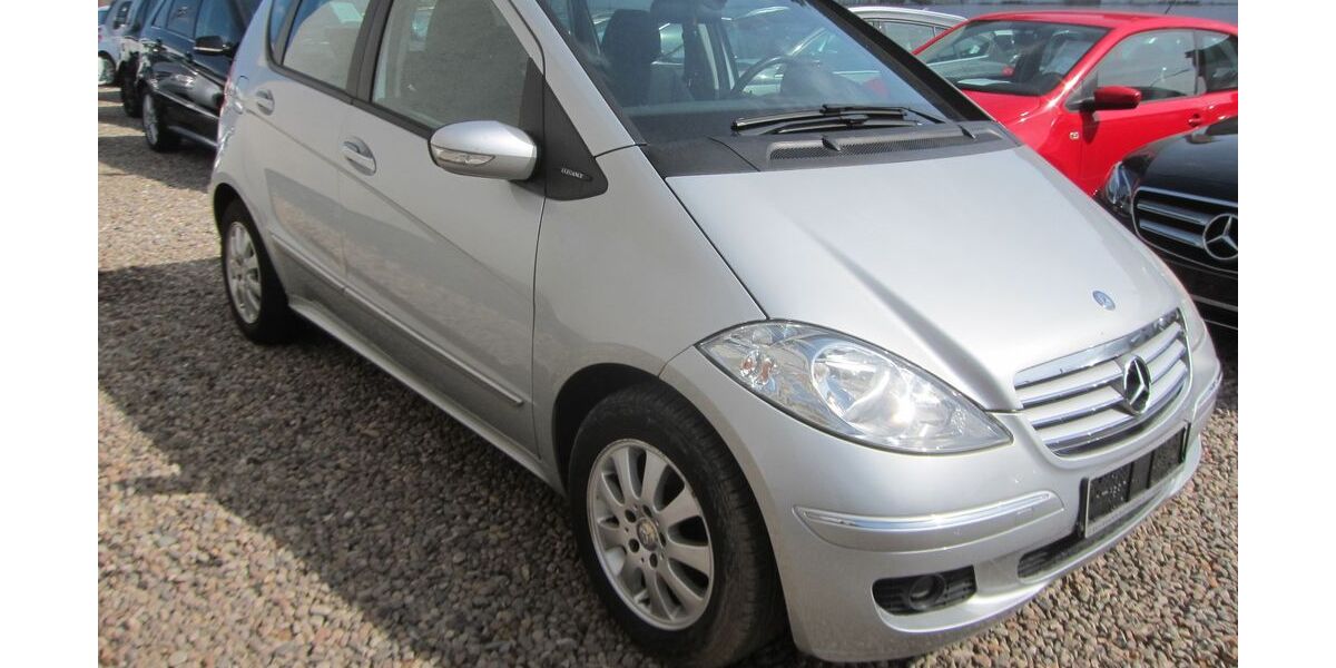 Mercedes-Benz A 150 148.200 km 4.450 &euro; Hamburg 22147