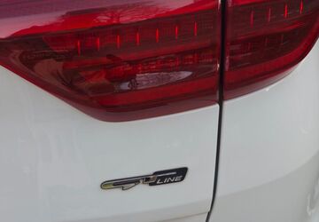 Kia Sportage 93.500 km 18.900 &euro; Halstenbek 25469