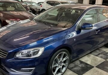 Volvo V60 155.019 km 12.850 &euro; Hamburg 22087