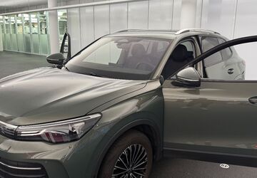 VW Tiguan 32.500 km 34.250 &euro; Hamburg 20359