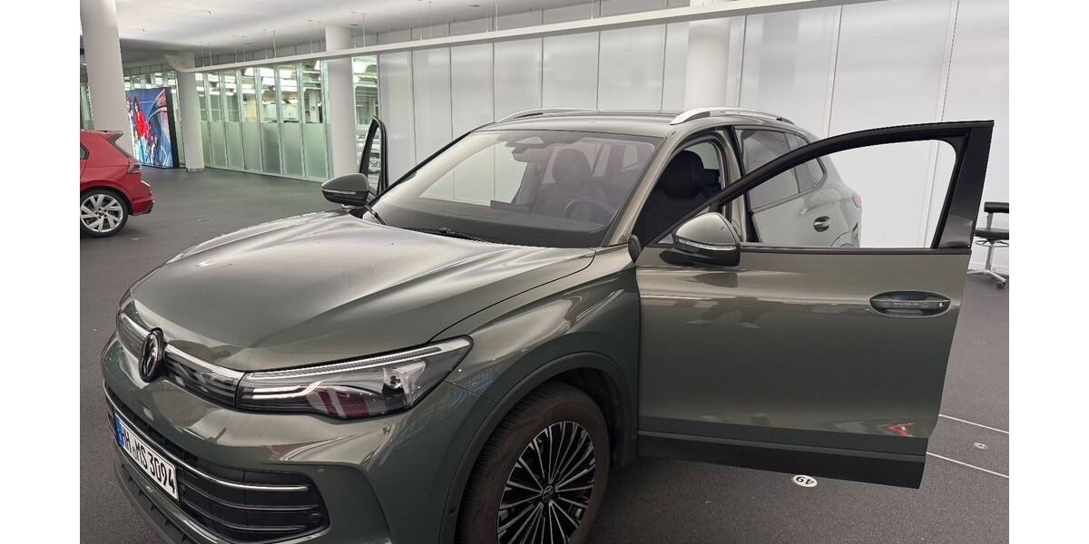 VW Tiguan 32.500 km 34.250 &euro; Hamburg 20359