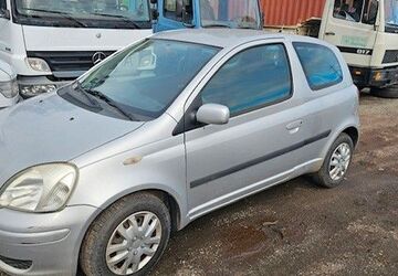 Toyota Yaris 235.000 km 990 &euro; Hamburg 22113