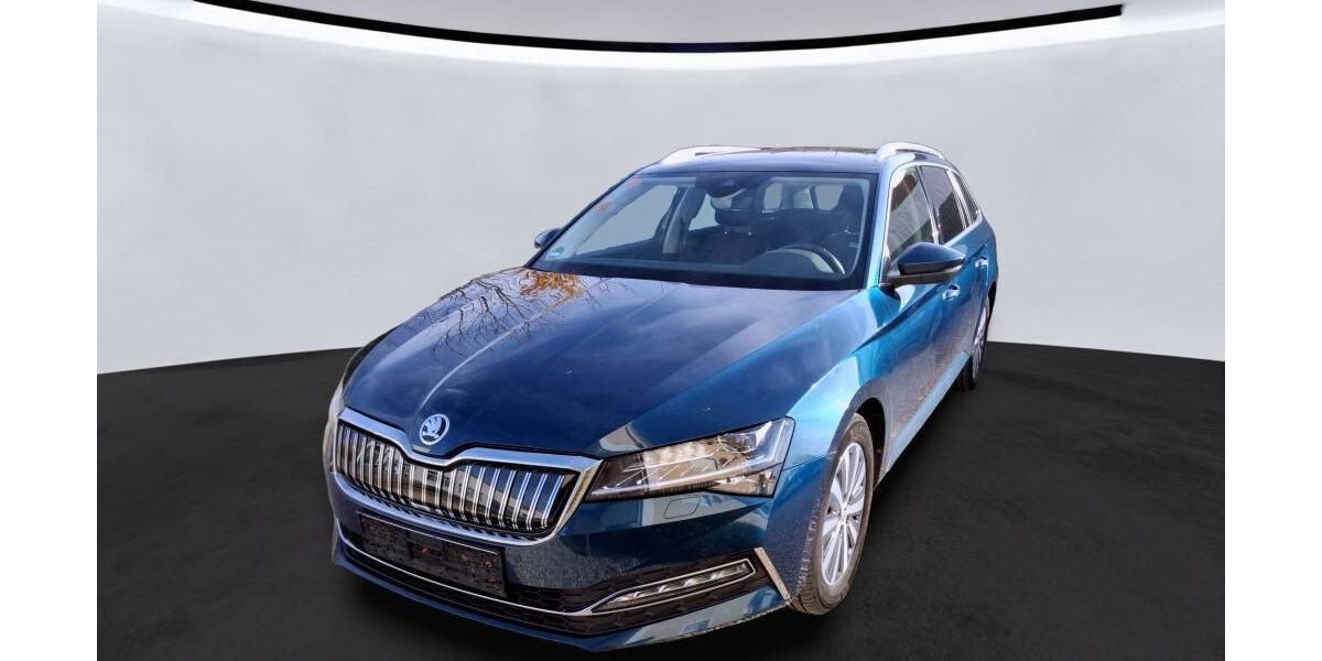 Skoda Superb 81.717 km 23.445 &euro; Uetersen bei Hamburg 25436