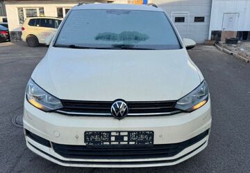 VW Touran 240.000 km 7.900 &euro; hamburg 20537
