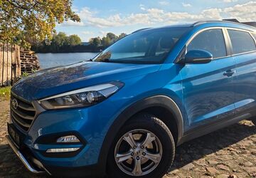Hyundai TUCSON 183.860 km 8.990 &euro; Hamburg 20537