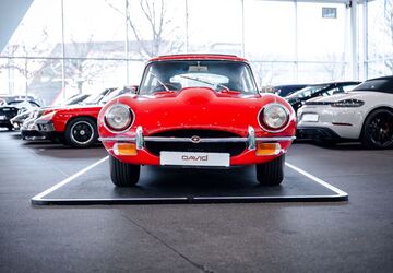 Jaguar E-Type 7.440 km 37.490 &euro; Hamburg 22047