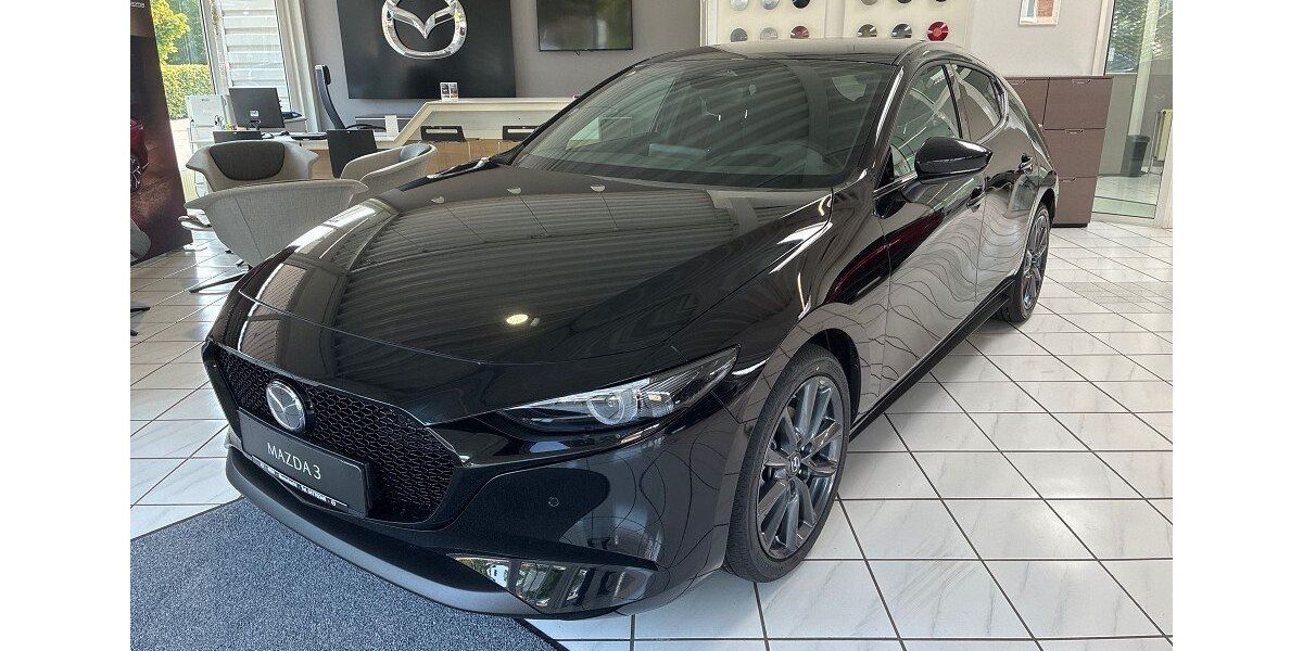 Mazda 3 3.670 km 27.970 &euro; Marschacht 21436