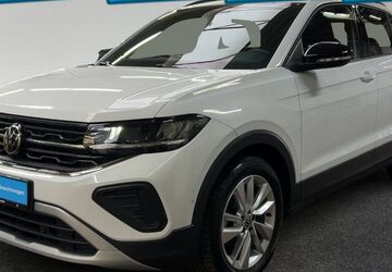 VW T-Cross 26.280 km 23.885 &euro; Hamburg 22761