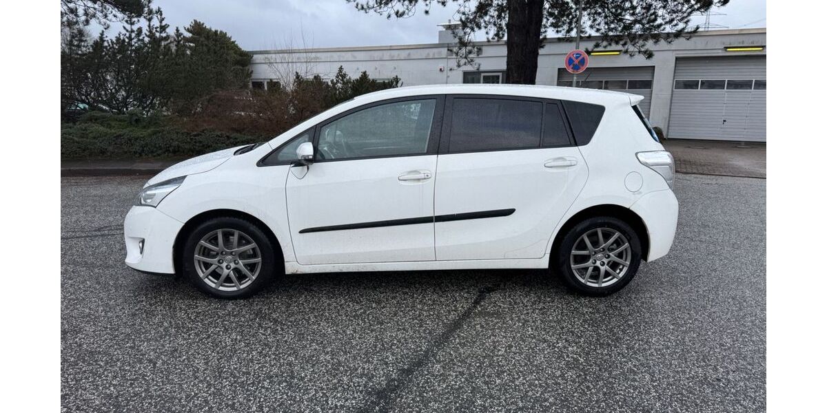 Toyota Verso 165.349 km 4.999 &euro; Barsbüttel 22885