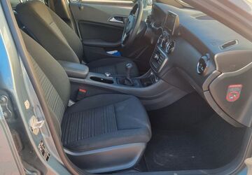 Mercedes-Benz A 160 180.000 km 8.700 &euro; Hamburg 21075