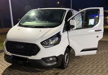 Ford Transit Custom 90.500 km 13.550 &euro; Hamburg 21109