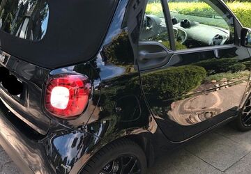 Smart ForTwo 15.743 km 17.400 &euro; Hamburg 22149