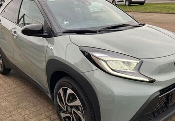 Toyota Aygo (X) 4.175 km 18.790 &euro; Harmstorf/Hamburg 21228