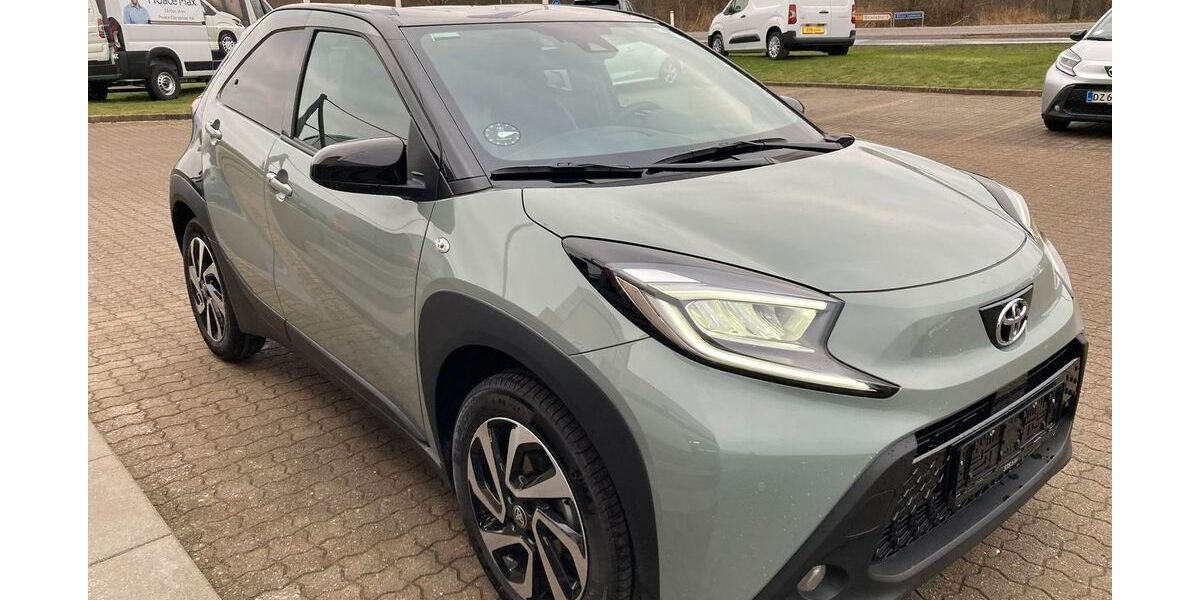 Toyota Aygo (X) 4.175 km 18.790 &euro; Harmstorf/Hamburg 21228