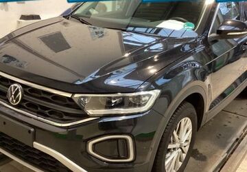VW T-Roc 13.469 km 22.888 &euro; Hamburg 22303