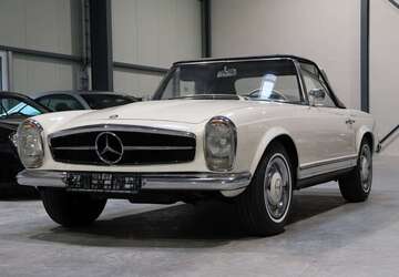 Mercedes-Benz 230 17.900 km 79.000 &euro; Uetersen 25436