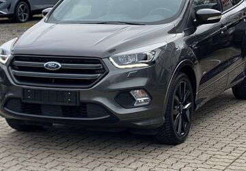 Ford Kuga 68.000 km 18.990 &euro; Seevetal 21218
