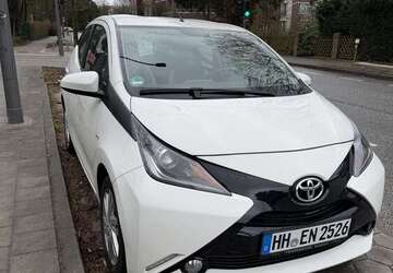 Toyota Aygo 25.000 km 10.750 &euro; Hamburg 22045
