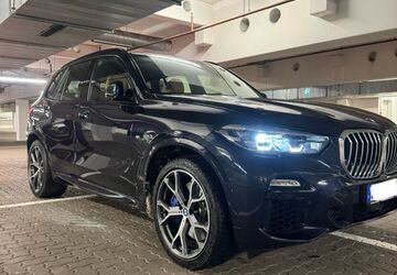 BMW X5 86.500 km 50.400 &euro; Hamburg 22043