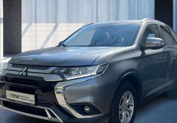 Mitsubishi Outlander 68.685 km 16.990 &euro; Hamburg 22763