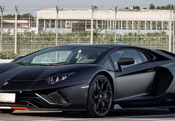 Lamborghini Aventador 4.400 km 679.000 &euro; Hamburg 22453