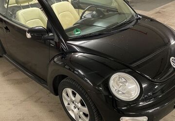 VW Beetle 137.645 km 5.900 &euro; Hamburg 22083