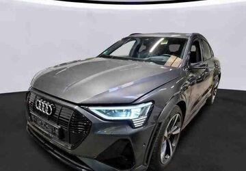 Audi e-tron 57.785 km 39.990 &euro; Hamburg 22047