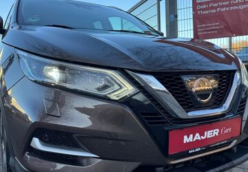 Nissan Qashqai 89.987 km 14.700 &euro; Hamburg 22043