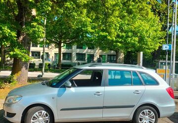 Skoda Fabia 301.000 km 2.200 &euro; Hamburg 21149