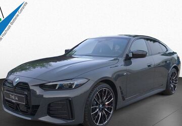 BMW i4 9.999 km 63.450 &euro; Winsen/Luhe 21423