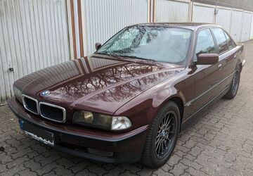 BMW 735 224.300 km 9.400 &euro; Hamburg 22415