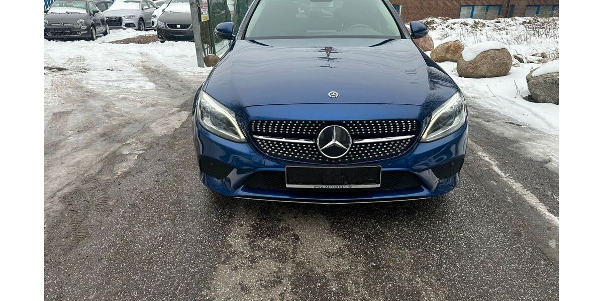 Mercedes-Benz C 300 110.000 km 19.400 &euro; Hamburg 21079