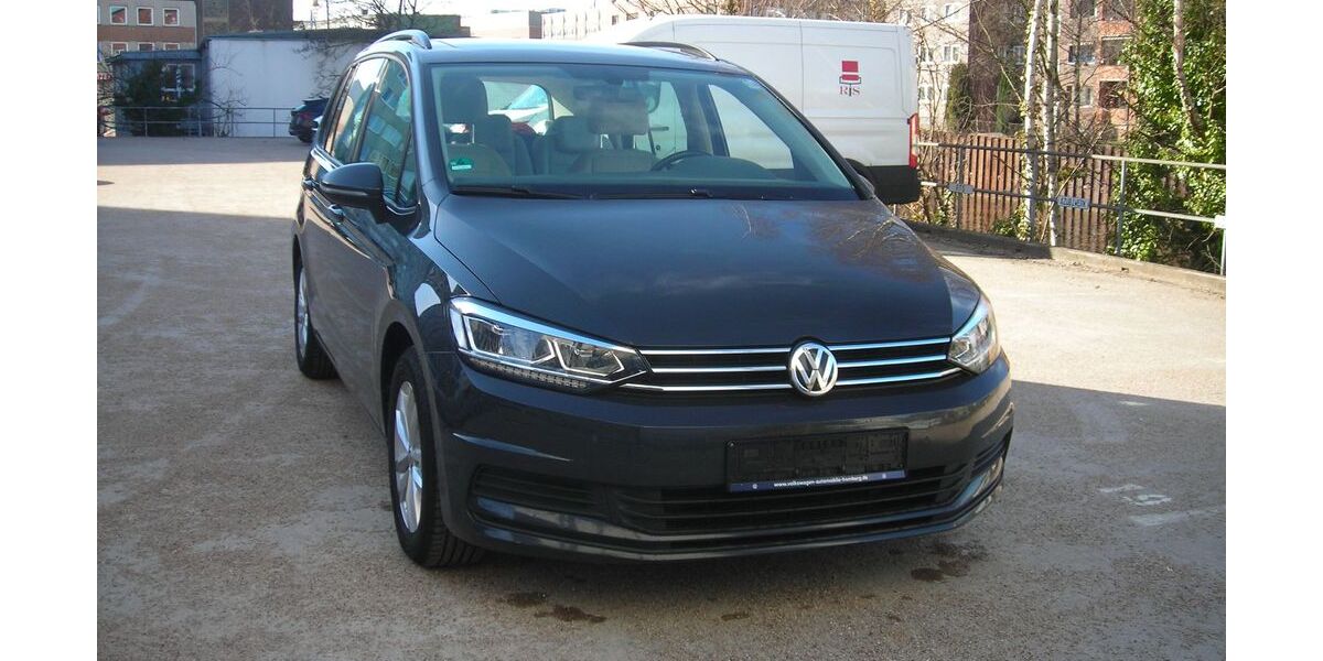 VW Touran 128.755 km 13.500 &euro; Hamburg 20537