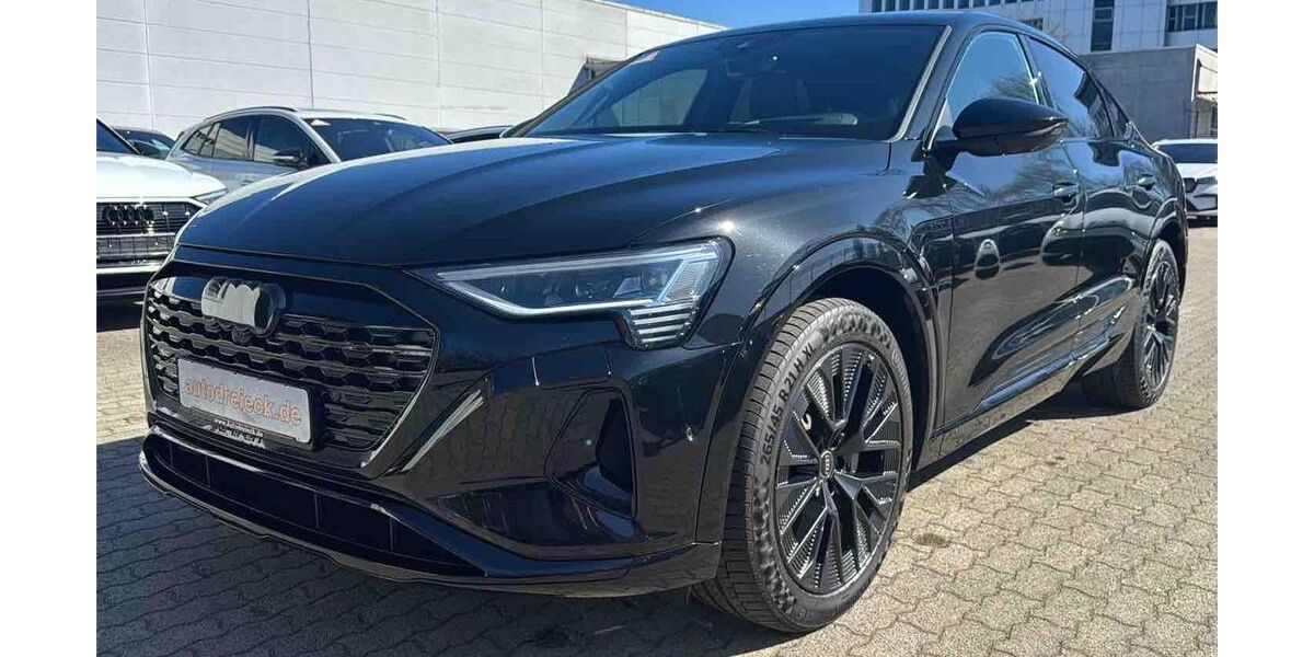 Audi Q8 e-tron 48.389 km 43.950 &euro; Hamburg 22047