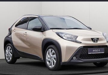 Toyota Aygo (X) 16.000 km 16.690 &euro; Rellingen 25462