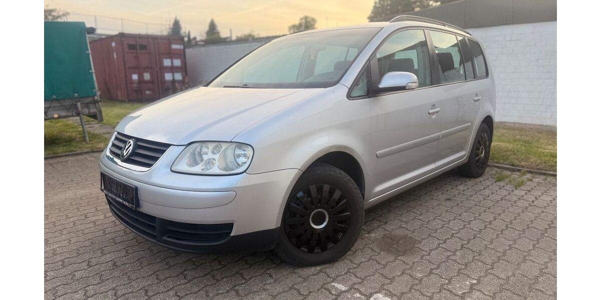 VW Touran 239.000 km 2.100 &euro; Hamburg 22145