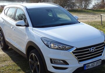 Hyundai TUCSON 74.000 km 14.800 &euro; Hamburg 21037