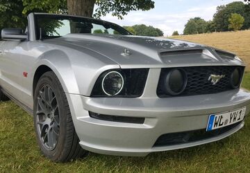Ford Mustang 228.000 km 13.500 &euro; Rosengarten 21224