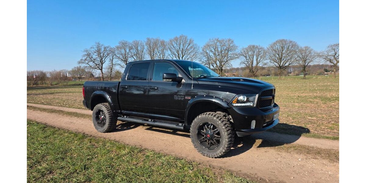 Dodge RAM 141.000 km 47.000 &euro; Nahe 23866