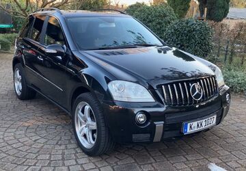 Mercedes-Benz ML 500 124.500 km 17.600 &euro; Hamburg 20537