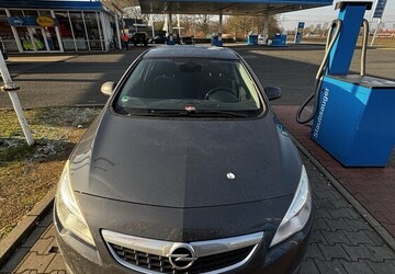 Opel Astra J 204.500 km 3.700 &euro; Winsen (Luhe) 21423